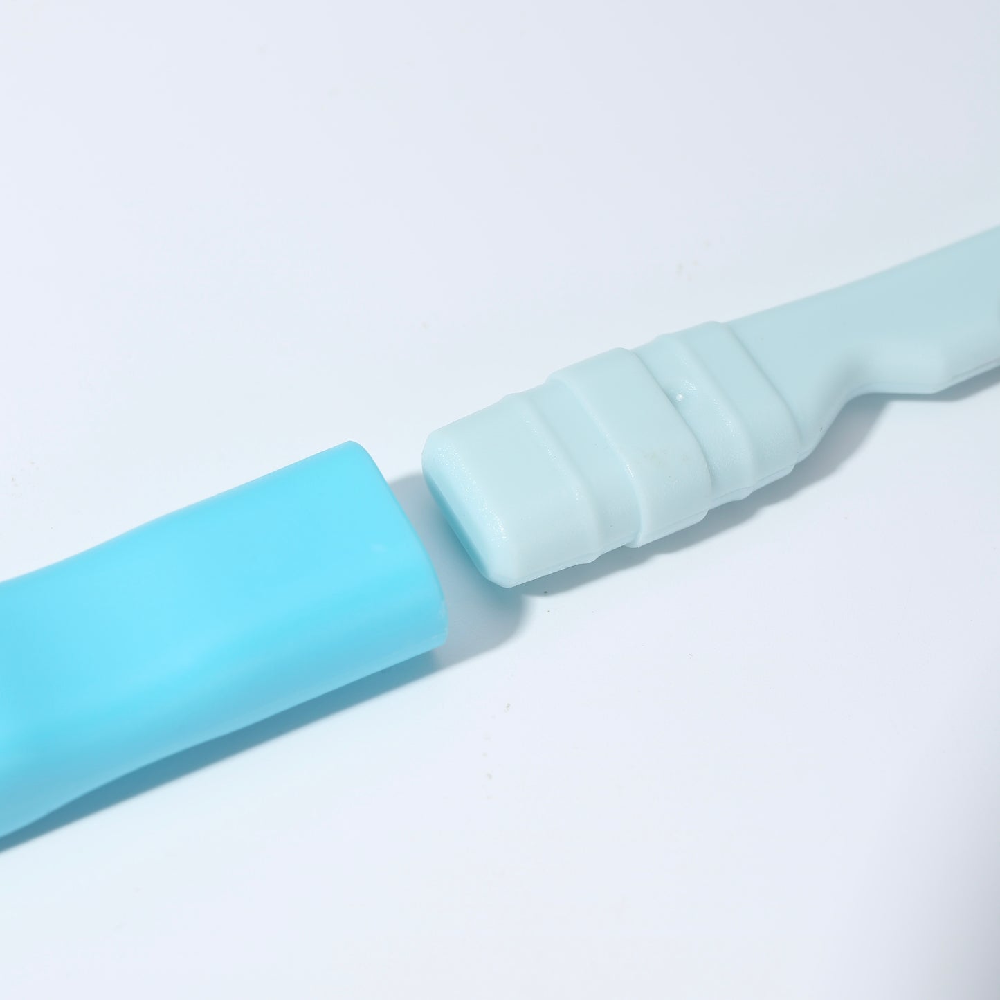 Dermaplaning Razor and Replacement Blades - Dewy Hours