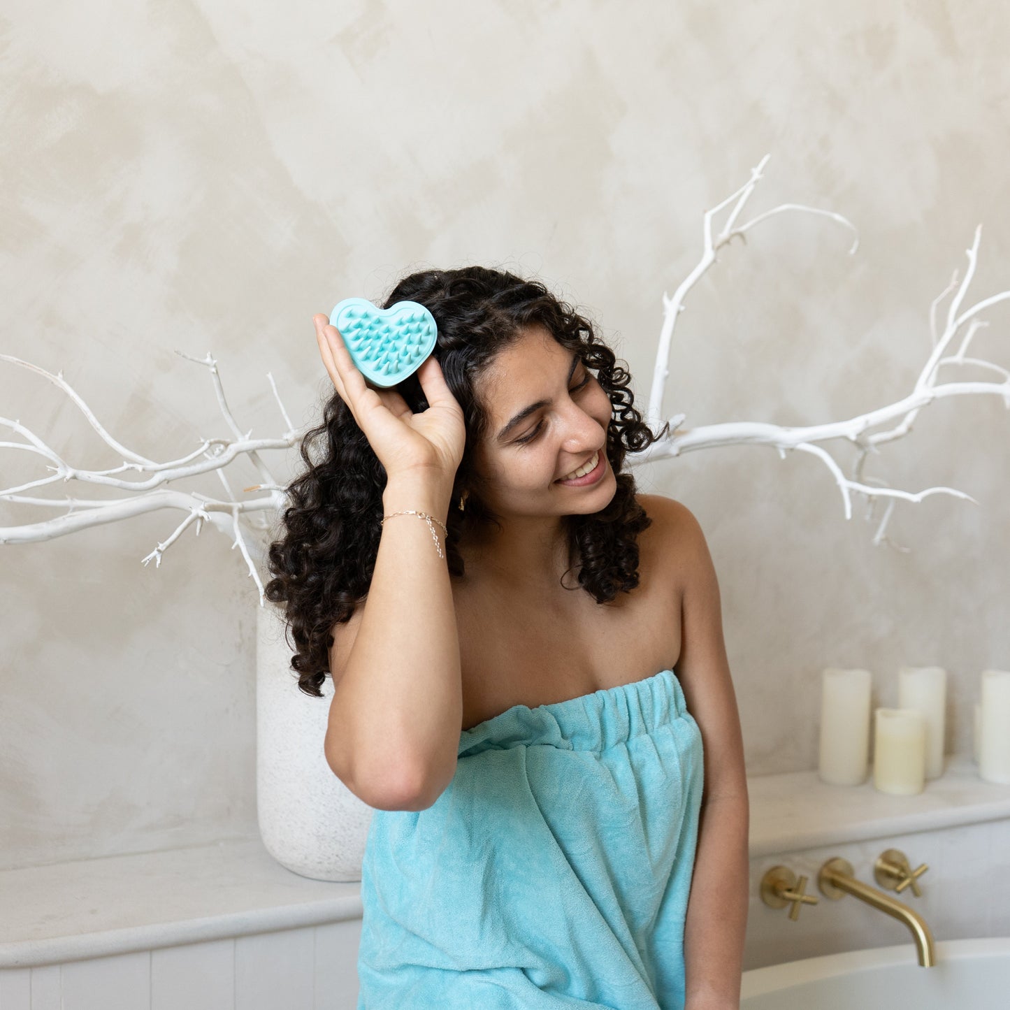 Fresh Roots Scalp Exfoliator and Massager